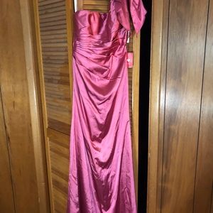JJ House bridesmaids gown